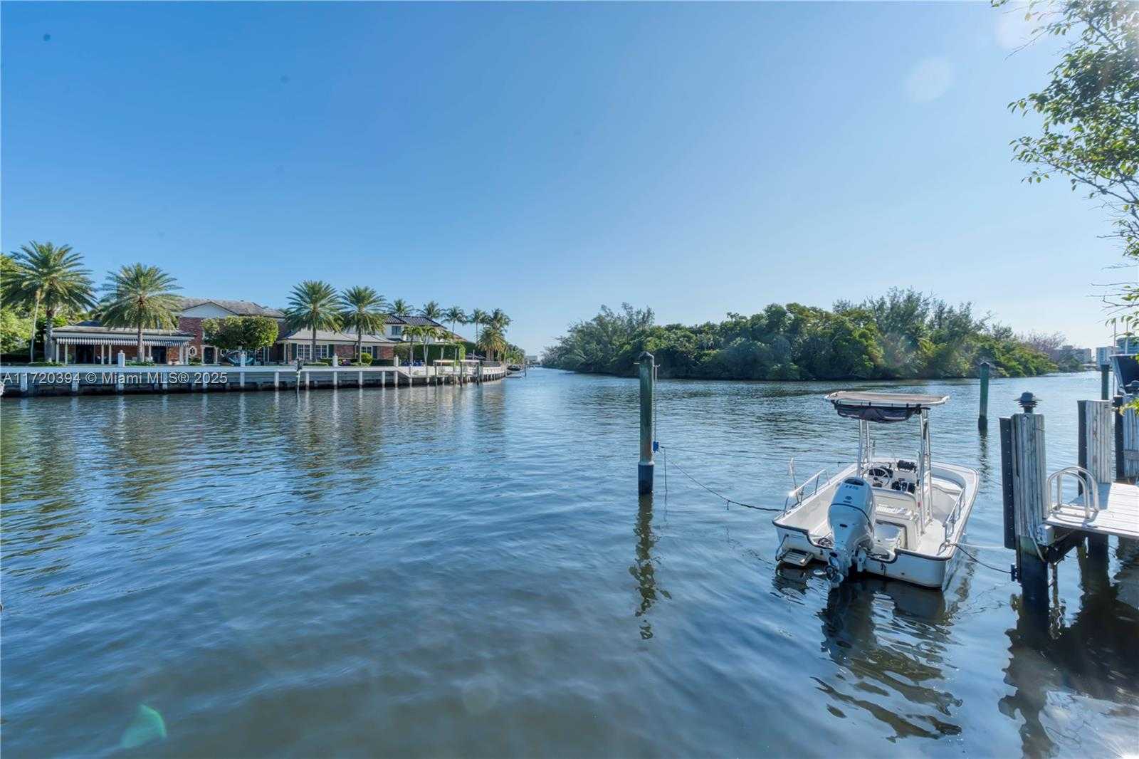 Small Image of 51 LITTLE HARBOR WAY, Deerfield Beach Number 36