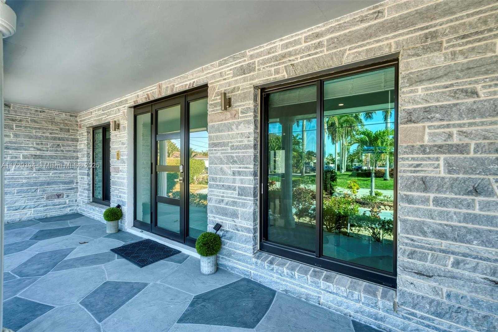 Small Image of 51 LITTLE HARBOR WAY, Deerfield Beach Number 38