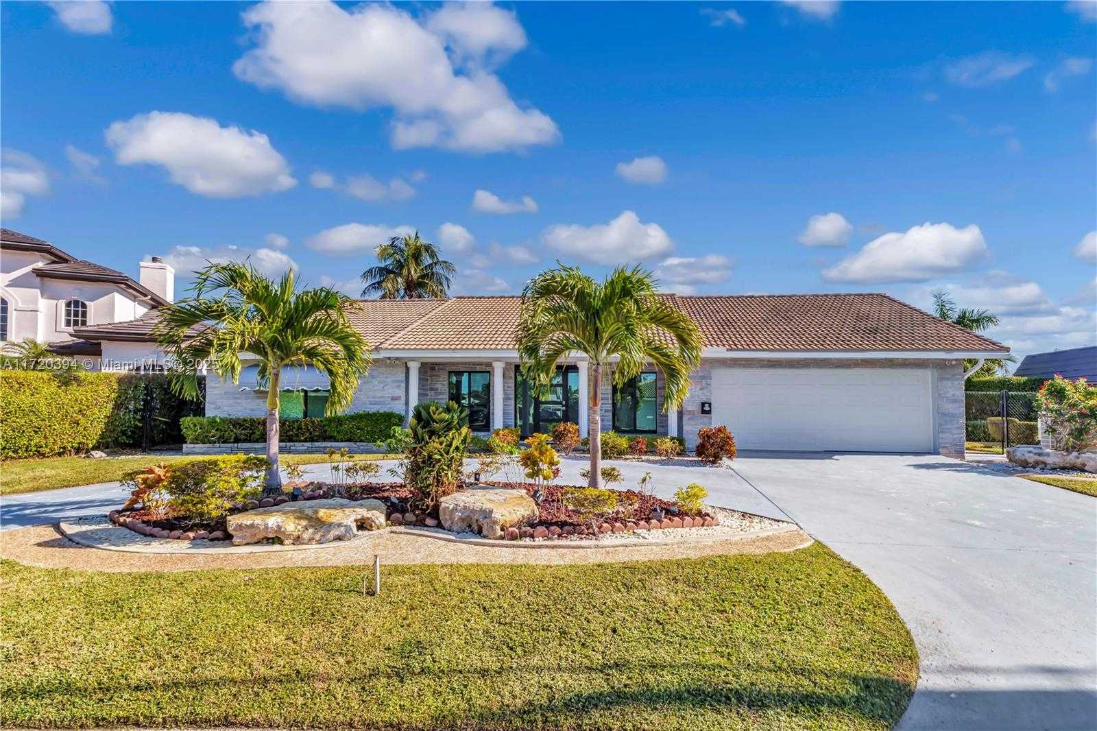 Small Image of 51 LITTLE HARBOR WAY, Deerfield Beach Number 7