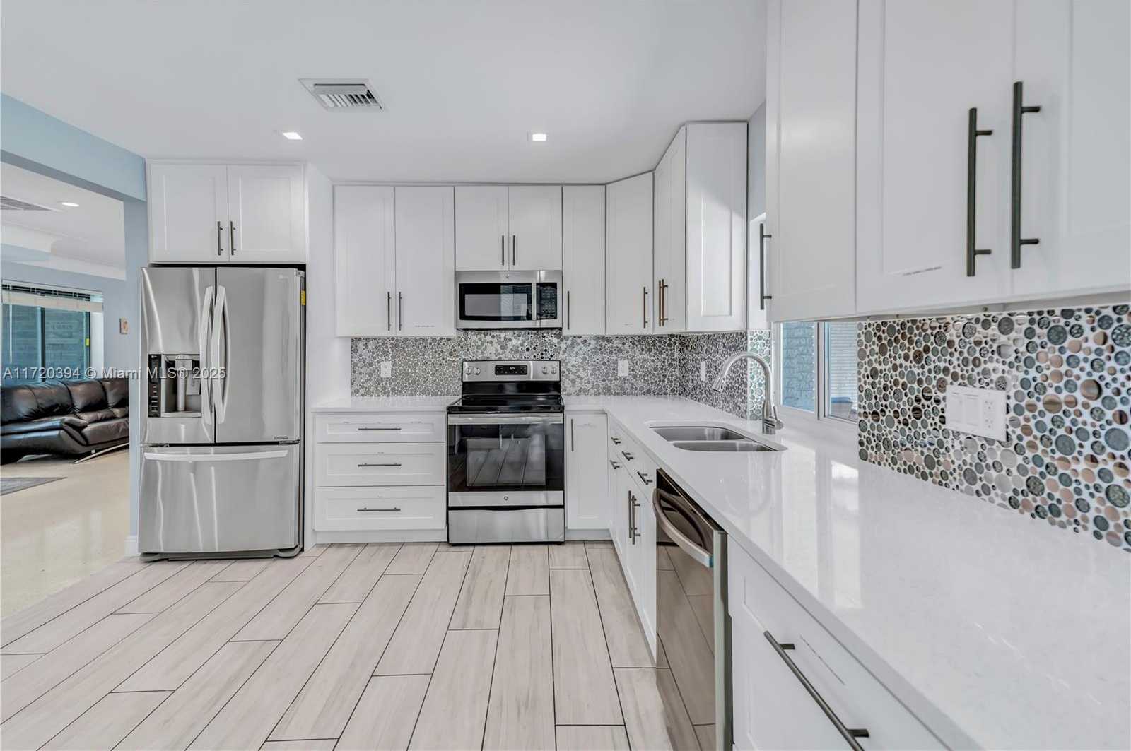 Small Image of 51 LITTLE HARBOR WAY, Deerfield Beach Number 9