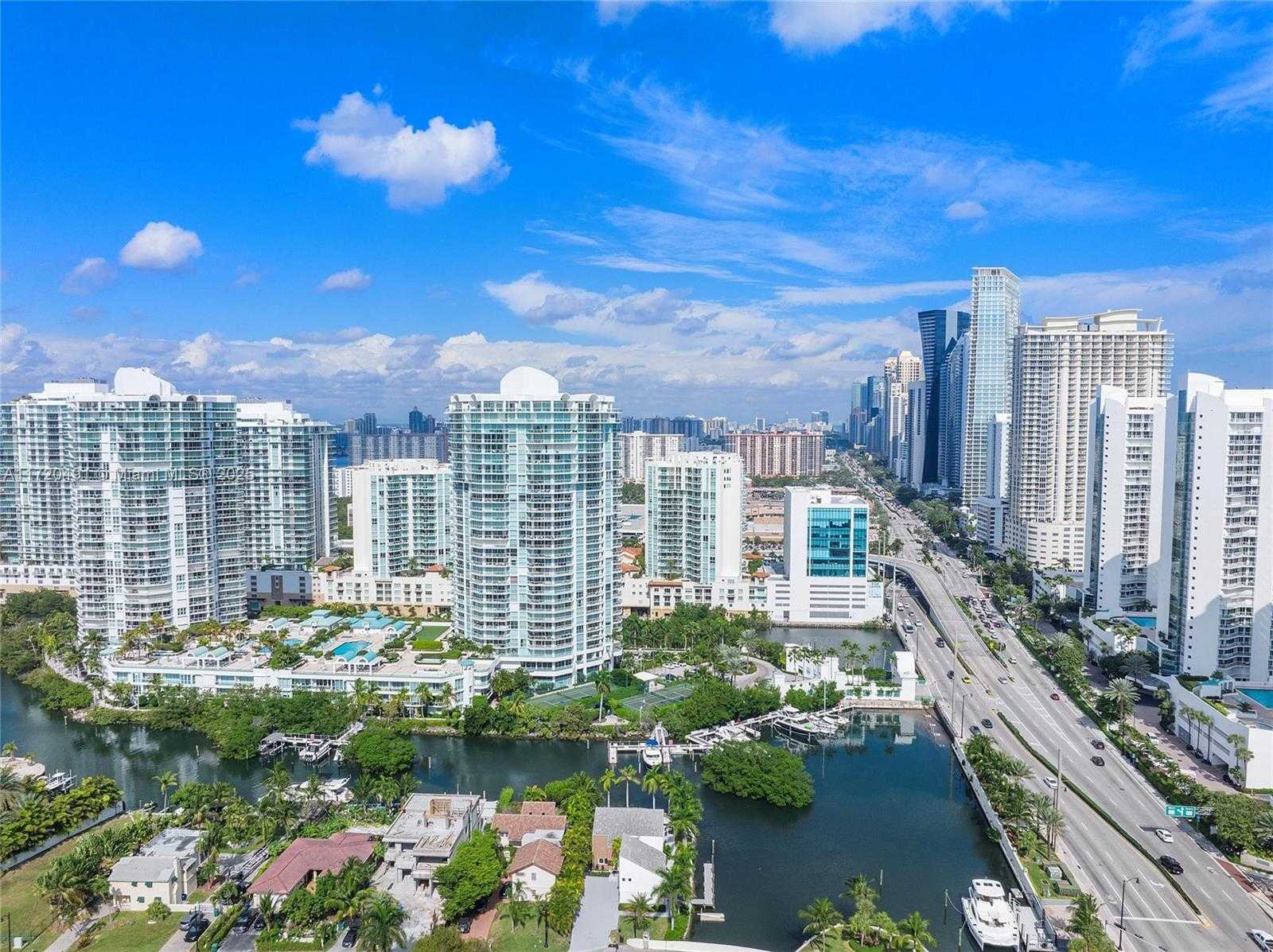 Small Image of 201 ATLANTIC AVE, Sunny Isles Beach Number 42