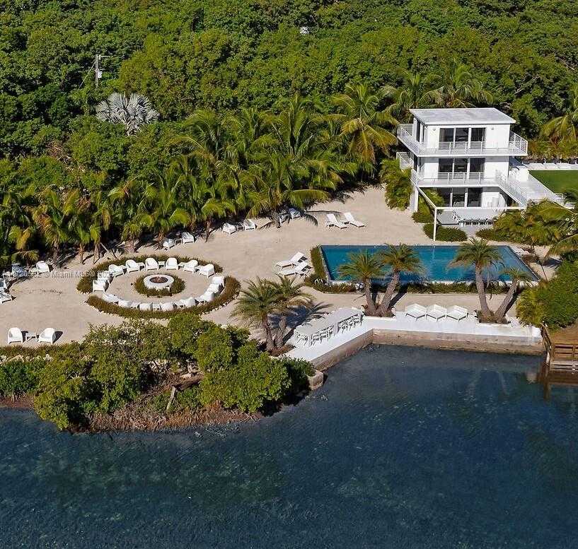 Small Image of Key Largo Number 4