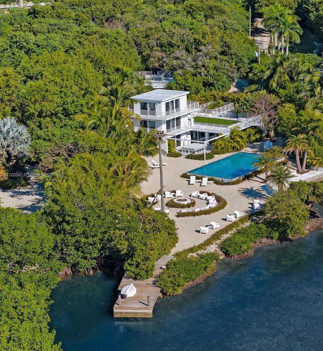 Small Image of Key Largo Number 5
