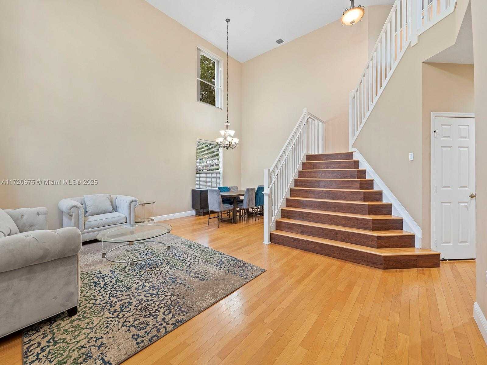 Small Image of 1104 NORTH WEST 139TH AVE, Pembroke Pines Number 3