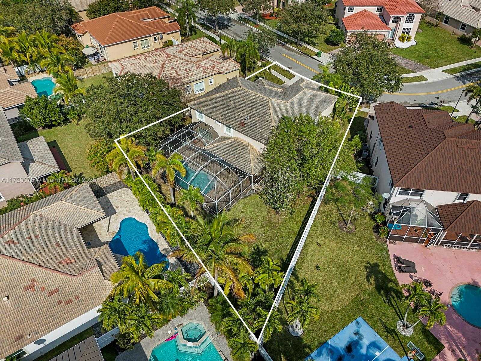 Small Image of 1104 NORTH WEST 139TH AVE, Pembroke Pines Number 40