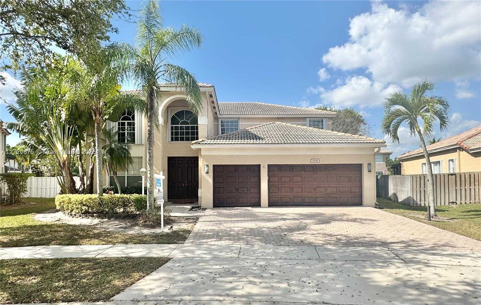 Small Image of 1104 NORTH WEST 139TH AVE, Pembroke Pines Number 43