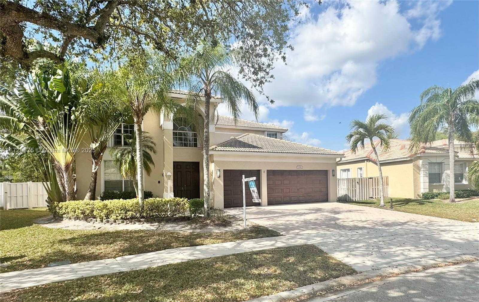 Small Image of 1104 NORTH WEST 139TH AVE, Pembroke Pines Number 44