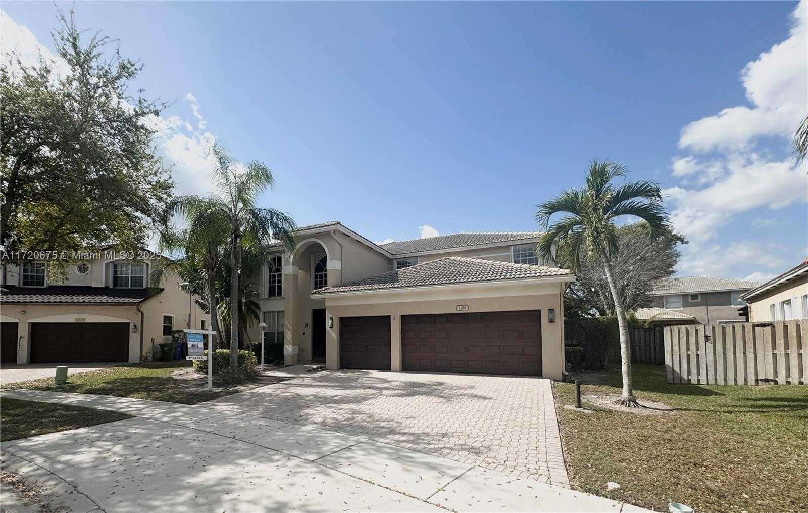 Small Image of 1104 NORTH WEST 139TH AVE, Pembroke Pines Number 45