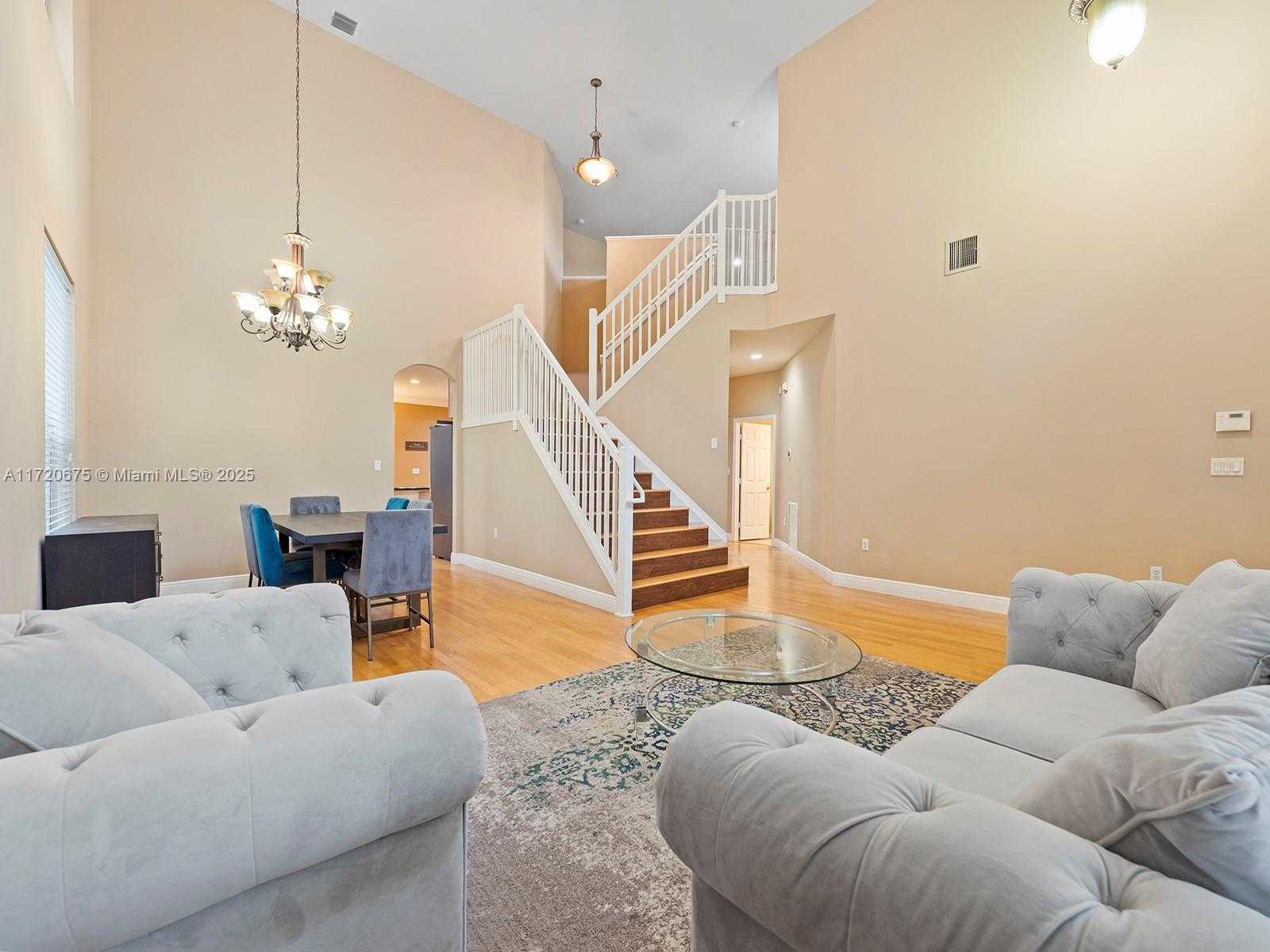 Small Image of 1104 NORTH WEST 139TH AVE, Pembroke Pines Number 5