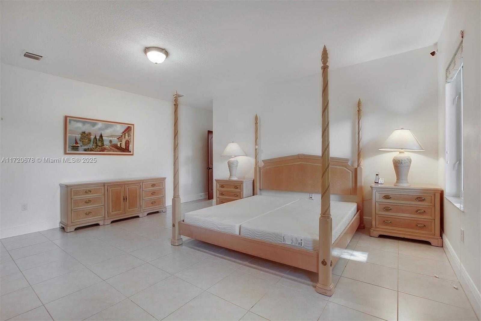 Small Image of 13550 SOUTH WEST 82ND AVE, Pinecrest Number 14