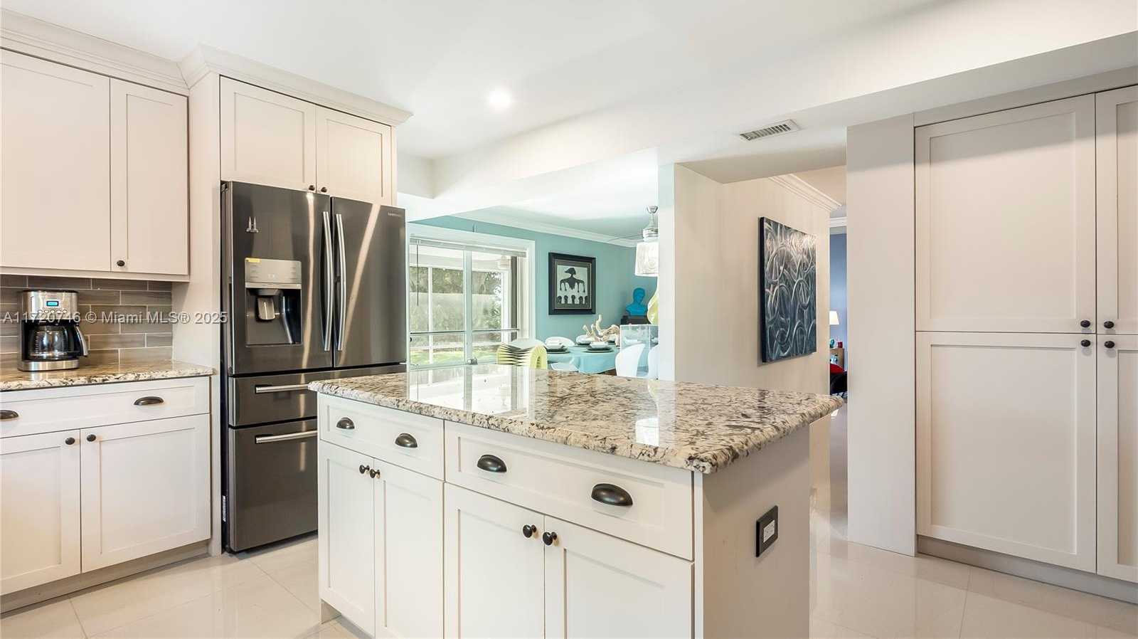 Small Image of 1524 39TH ST, West Palm Beach Number 27