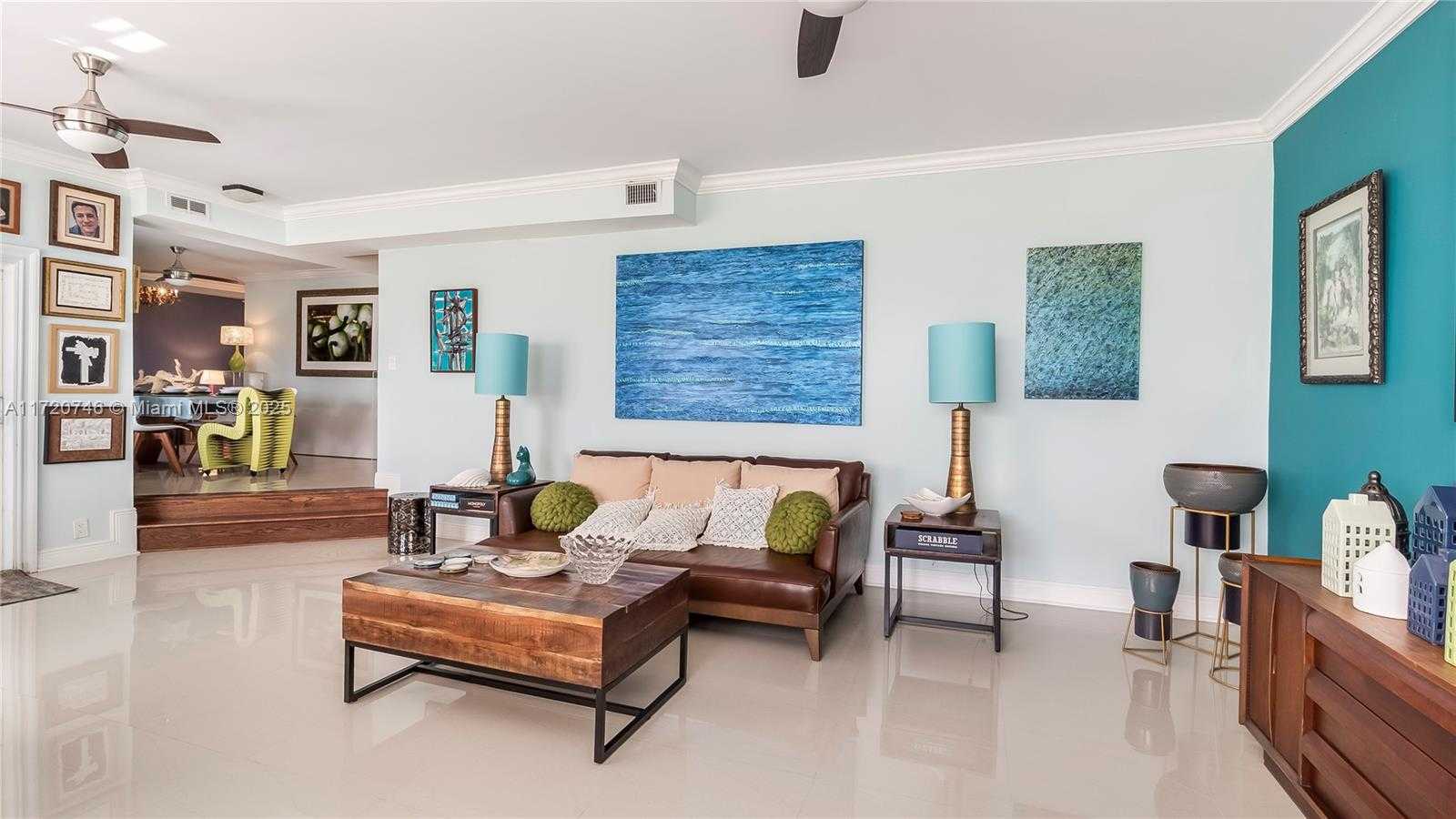 Small Image of 1524 39TH ST, West Palm Beach Number 31