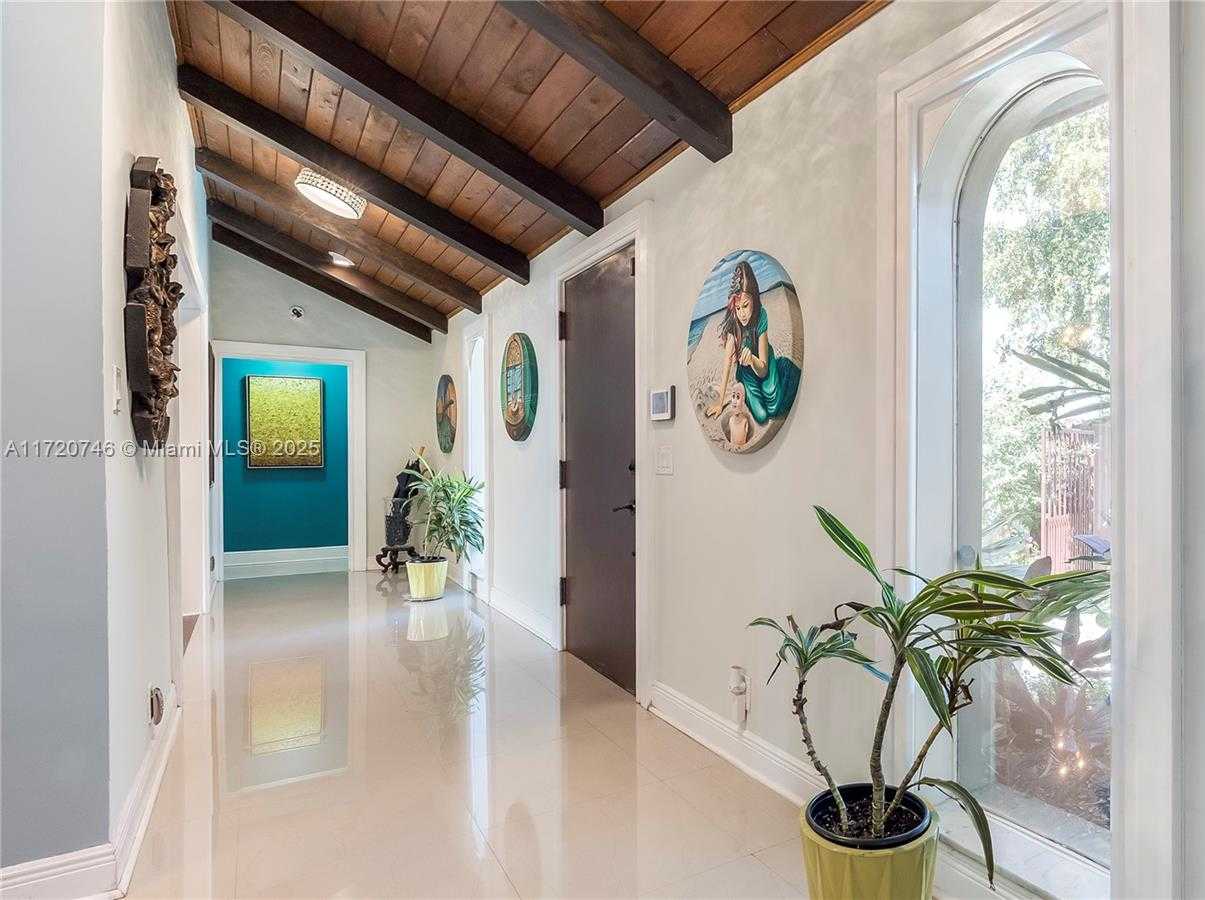 Small Image of 1524 39TH ST, West Palm Beach Number 35