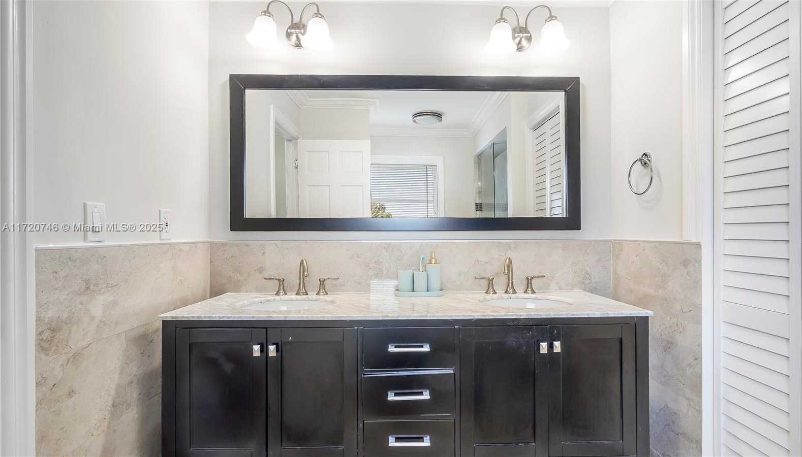 Small Image of 1524 39TH ST, West Palm Beach Number 49