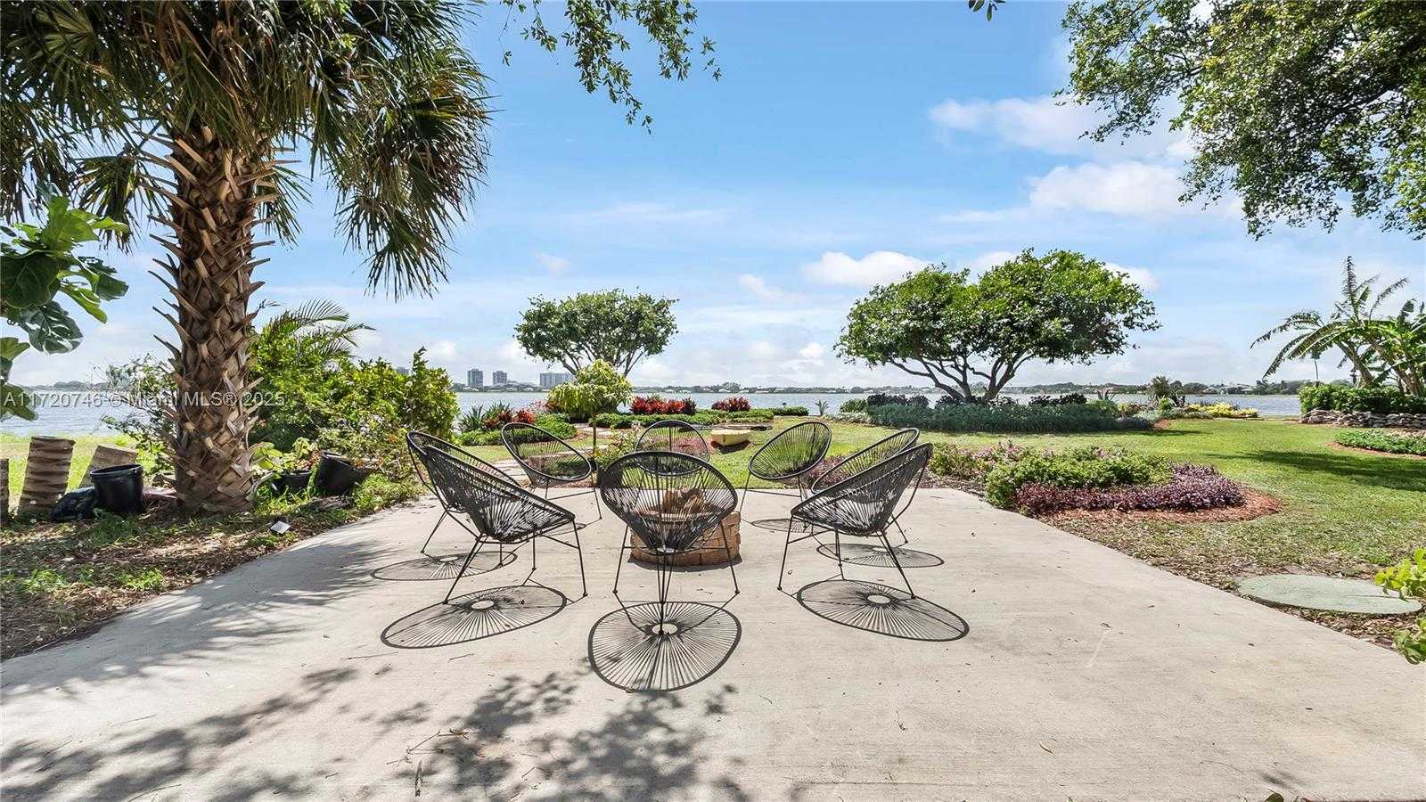 Small Image of 1524 39TH ST, West Palm Beach Number 60