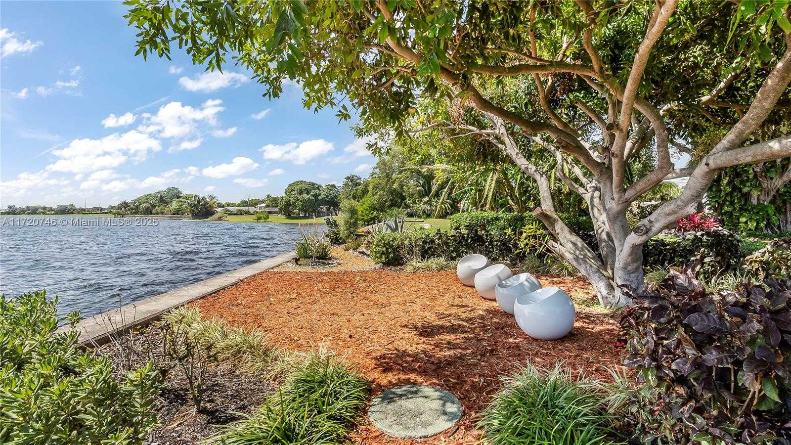 Small Image of 1524 39TH ST, West Palm Beach Number 61