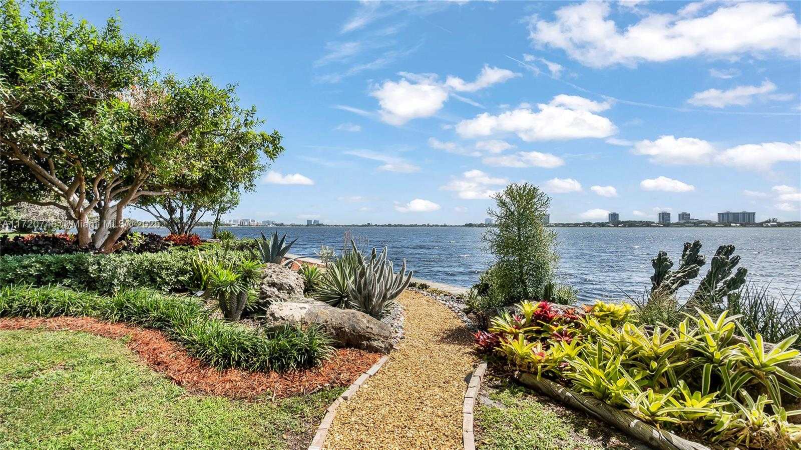 Small Image of 1524 39TH ST, West Palm Beach Number 67
