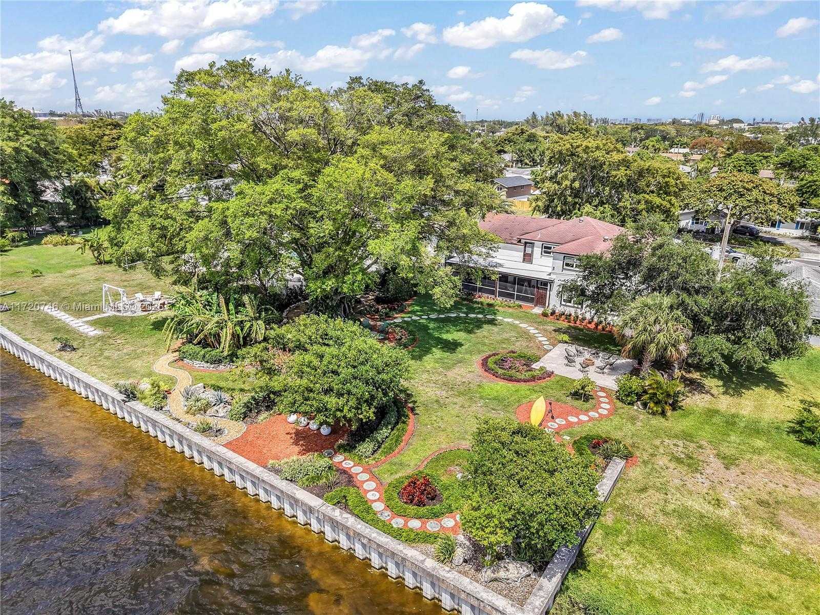 Small Image of 1524 39TH ST, West Palm Beach Number 73