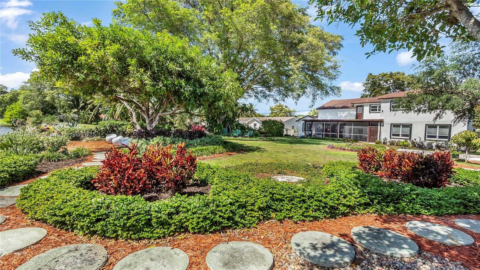 Small Image of 1524 39TH ST, West Palm Beach Number 78