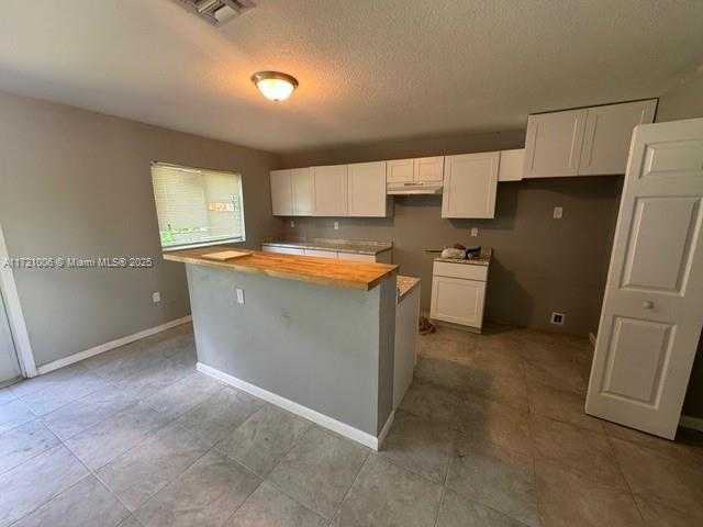 Small Image of 2915 NORTH WEST 7TH CT, Fort Lauderdale Number 22