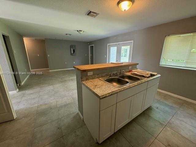Small Image of 2915 NORTH WEST 7TH CT, Fort Lauderdale Number 7