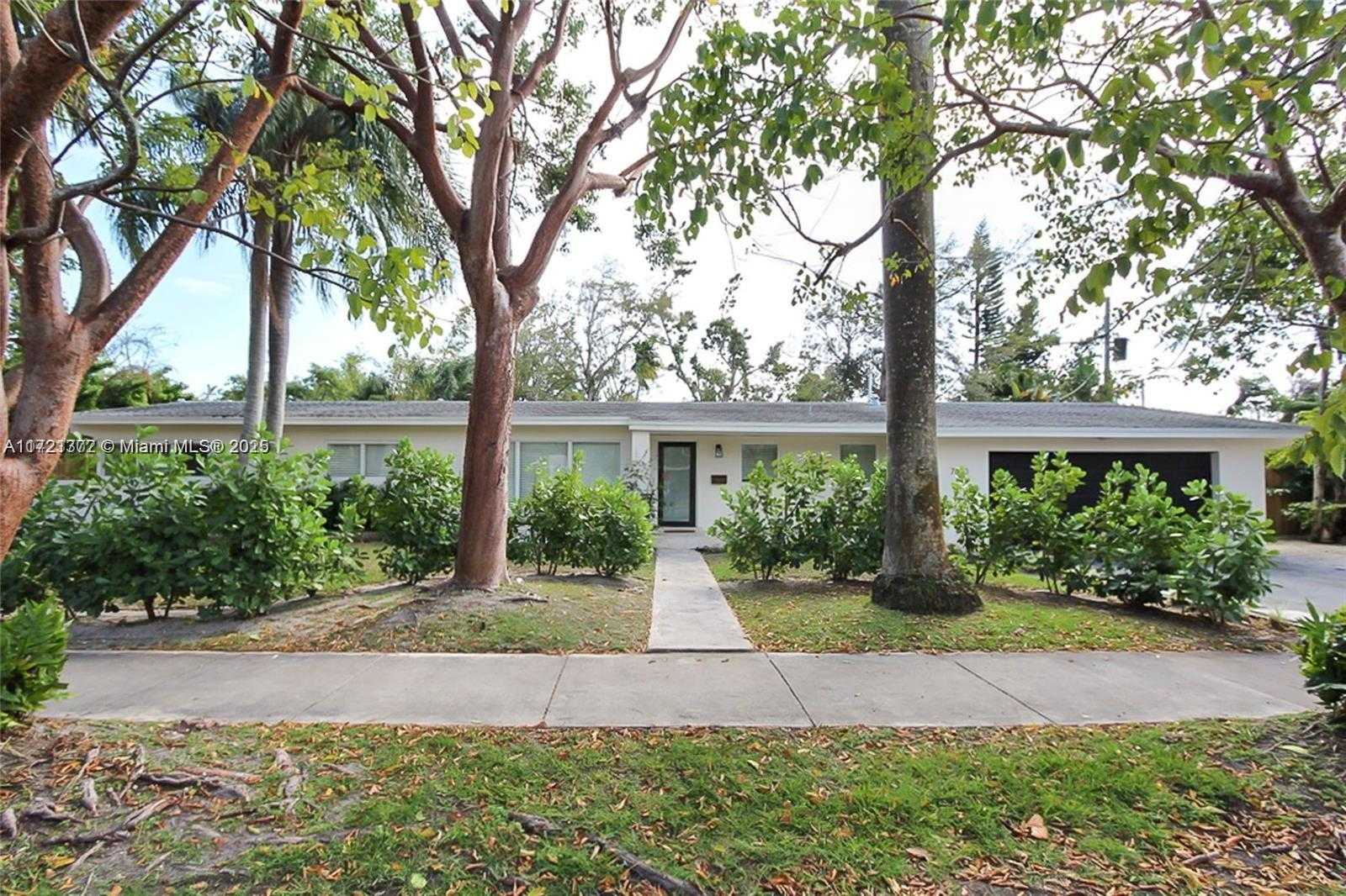 Small Image of 7620 SOUTH WEST 136TH ST, Palmetto Bay Number 4