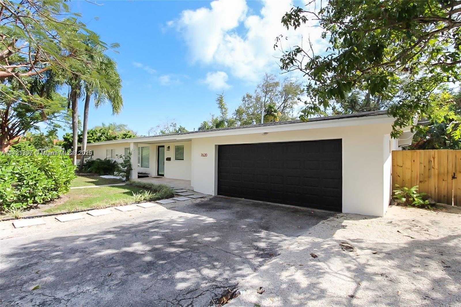 Small Image of 7620 SOUTH WEST 136TH ST, Palmetto Bay Number 5