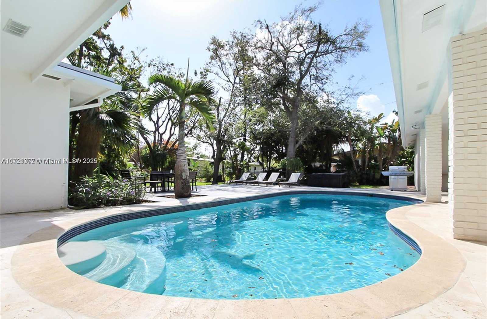 Small Image of 7620 SOUTH WEST 136TH ST, Palmetto Bay Number 9
