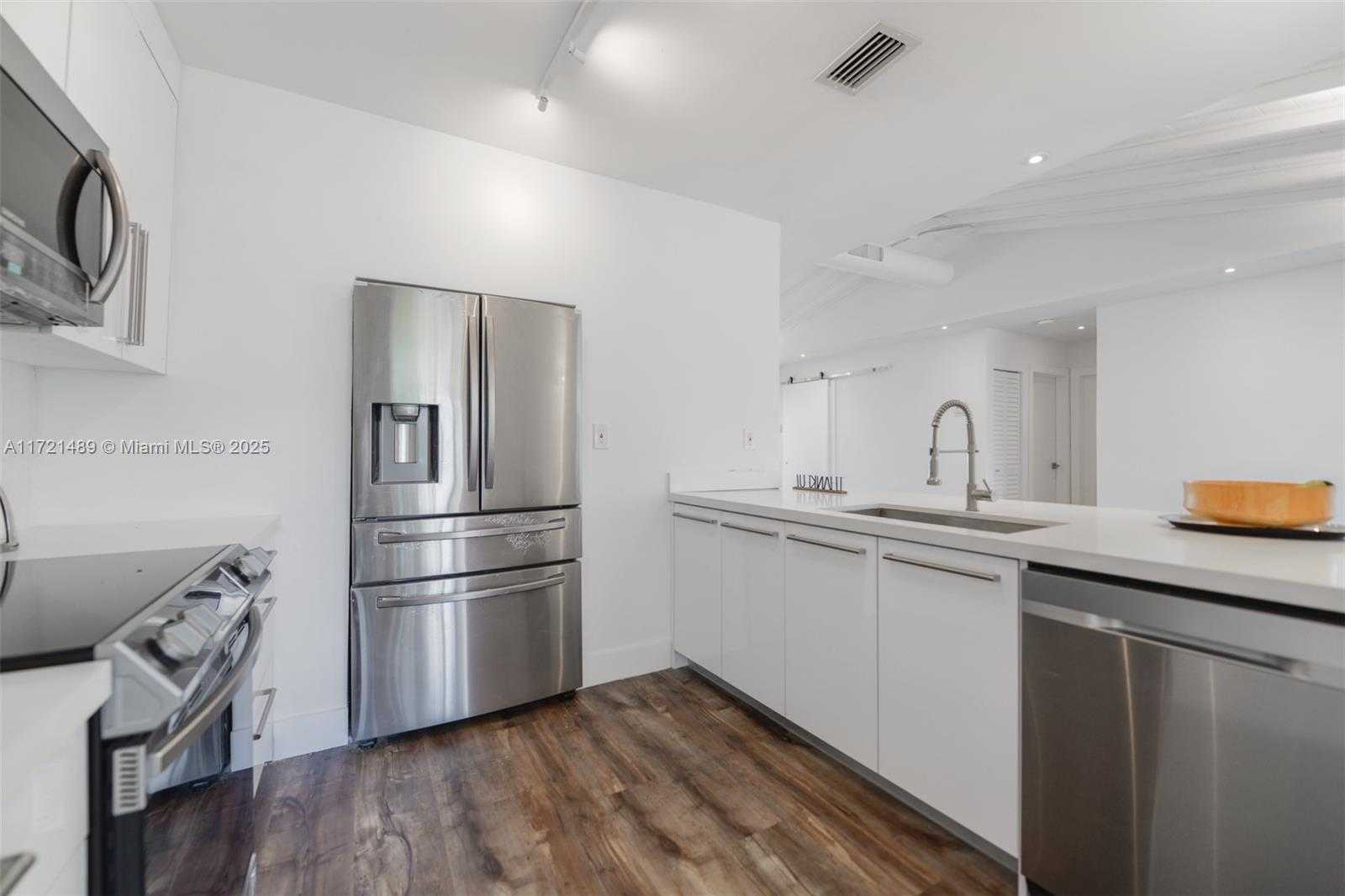 Small Image of 1208 GUAVA ISLE, Fort Lauderdale Number 13