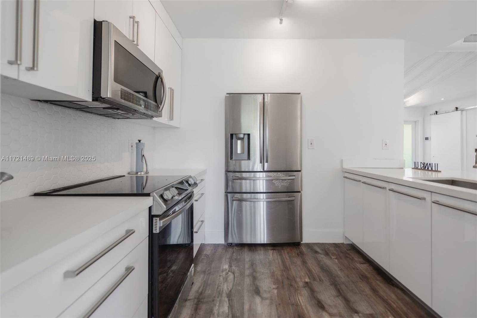 Small Image of 1208 GUAVA ISLE, Fort Lauderdale Number 14