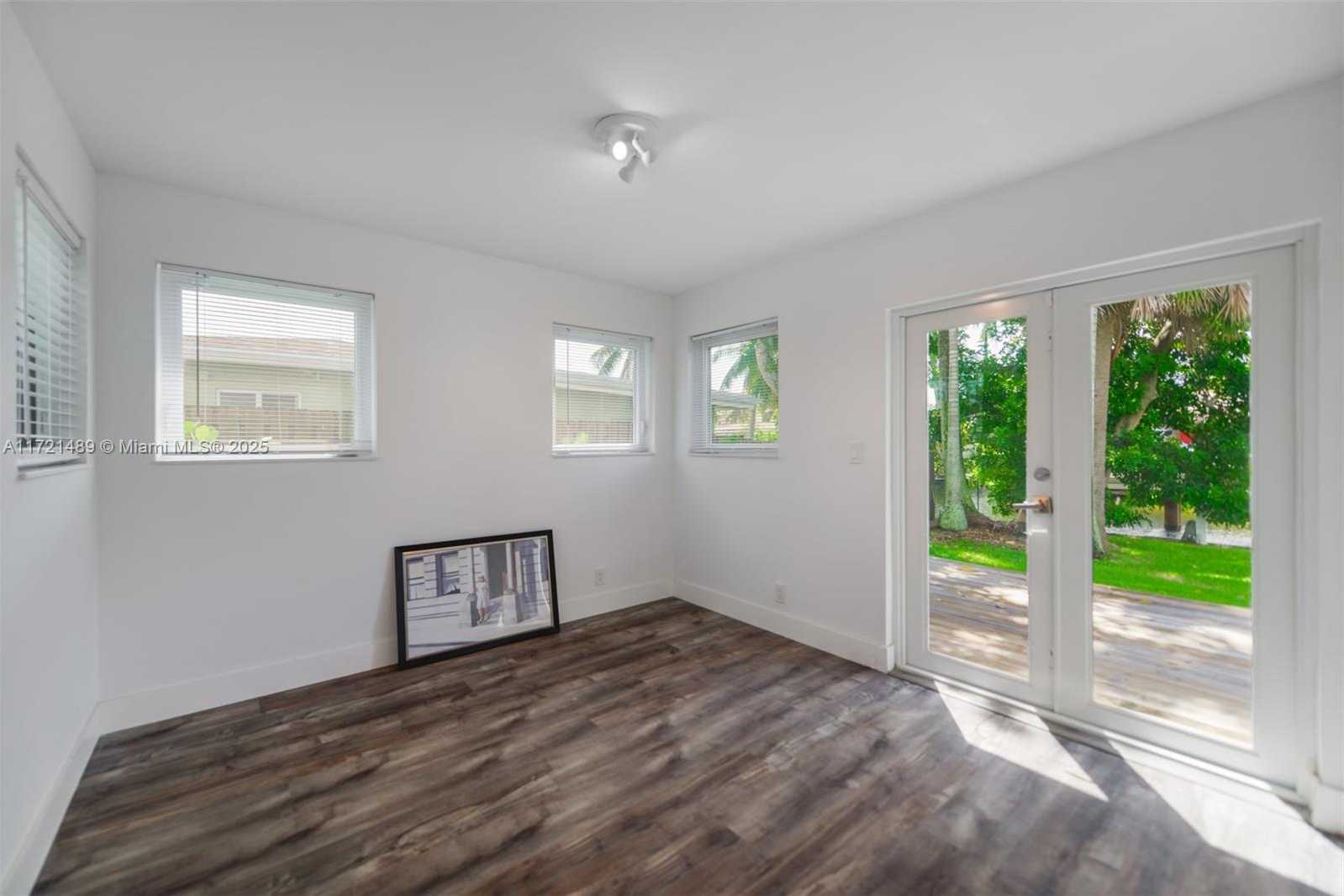 Small Image of 1208 GUAVA ISLE, Fort Lauderdale Number 18