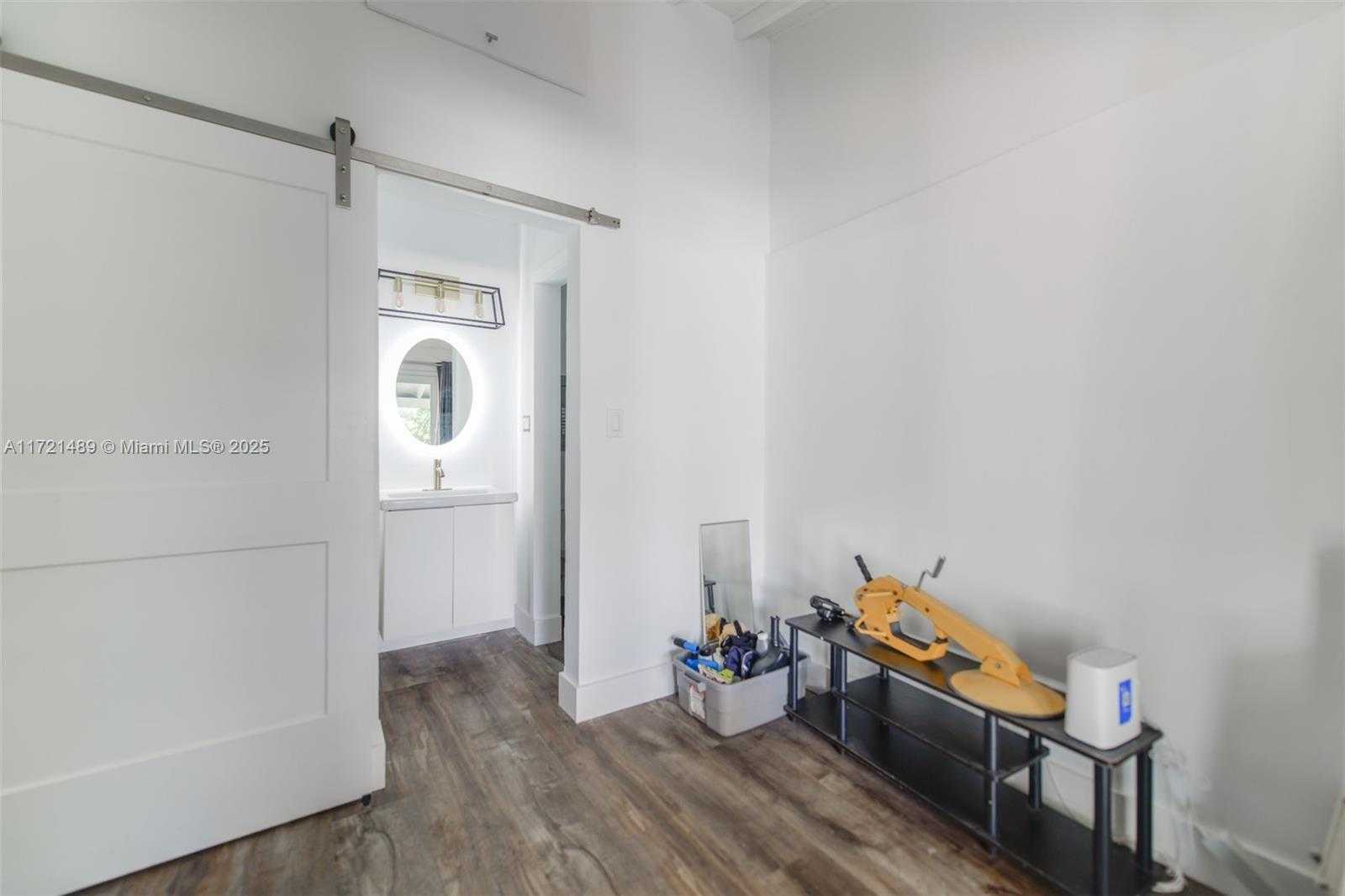 Small Image of 1208 GUAVA ISLE, Fort Lauderdale Number 27