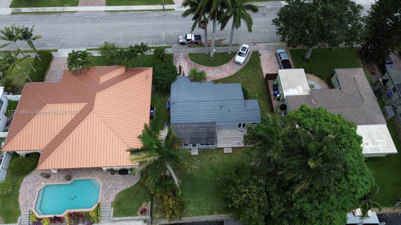 Small Image of 1208 GUAVA ISLE, Fort Lauderdale Number 37