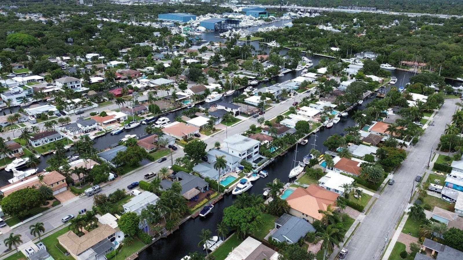 Small Image of 1208 GUAVA ISLE, Fort Lauderdale Number 39