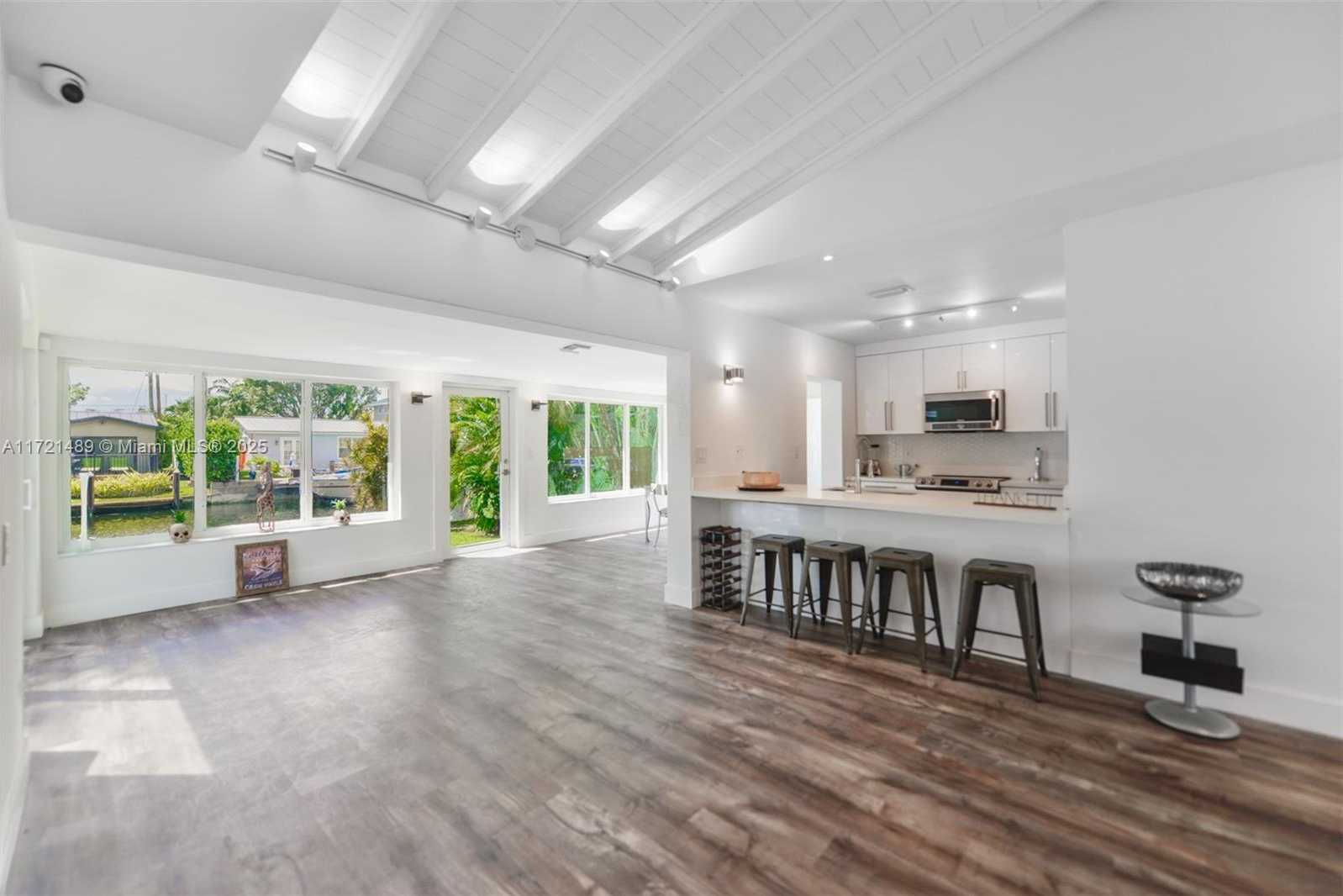 Small Image of 1208 GUAVA ISLE, Fort Lauderdale Number 8