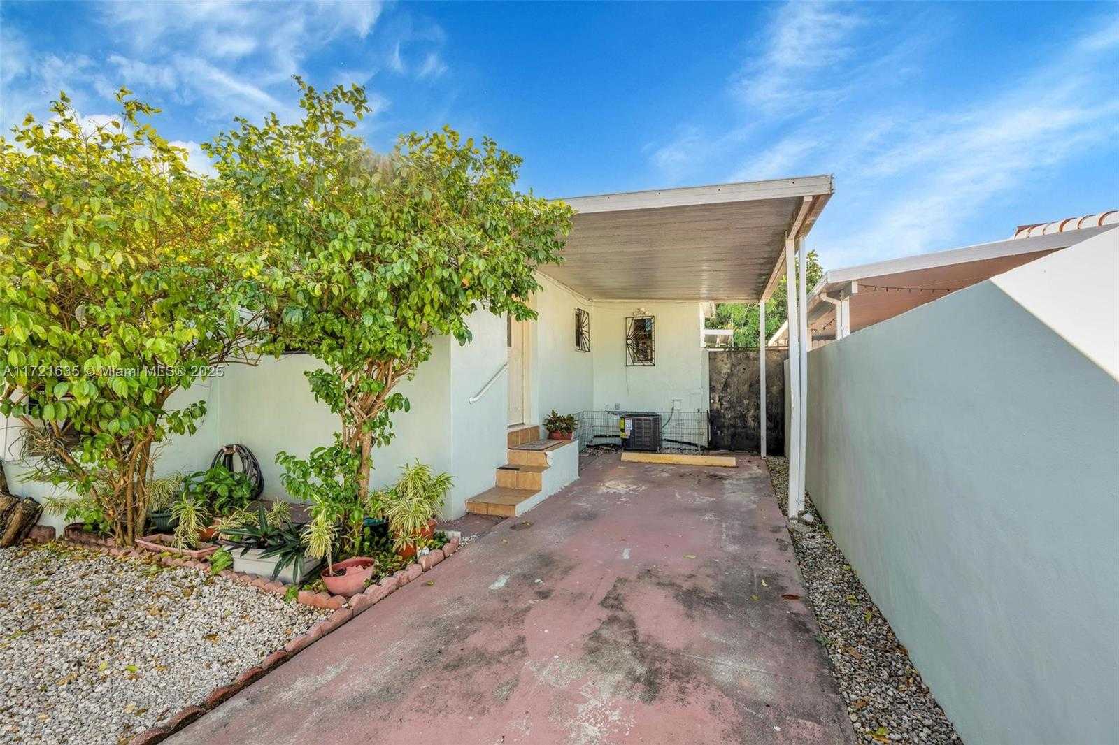 Small Image of 462 EAST 39TH ST, Hialeah Number 12