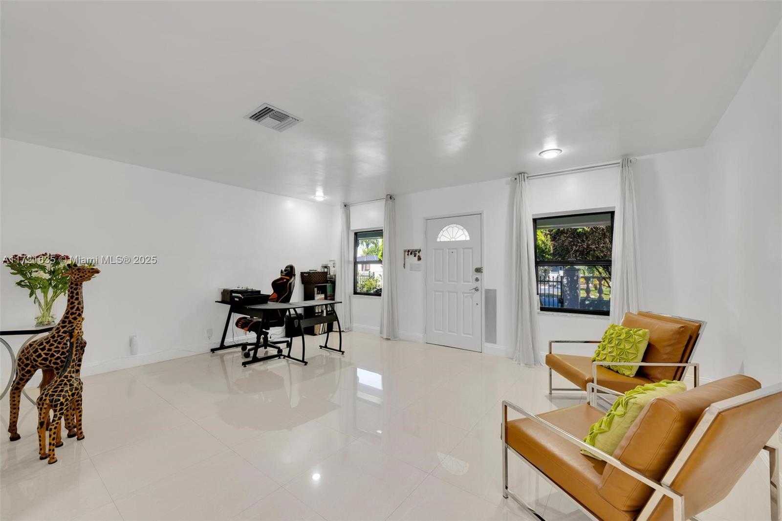 Small Image of 462 EAST 39TH ST, Hialeah Number 29