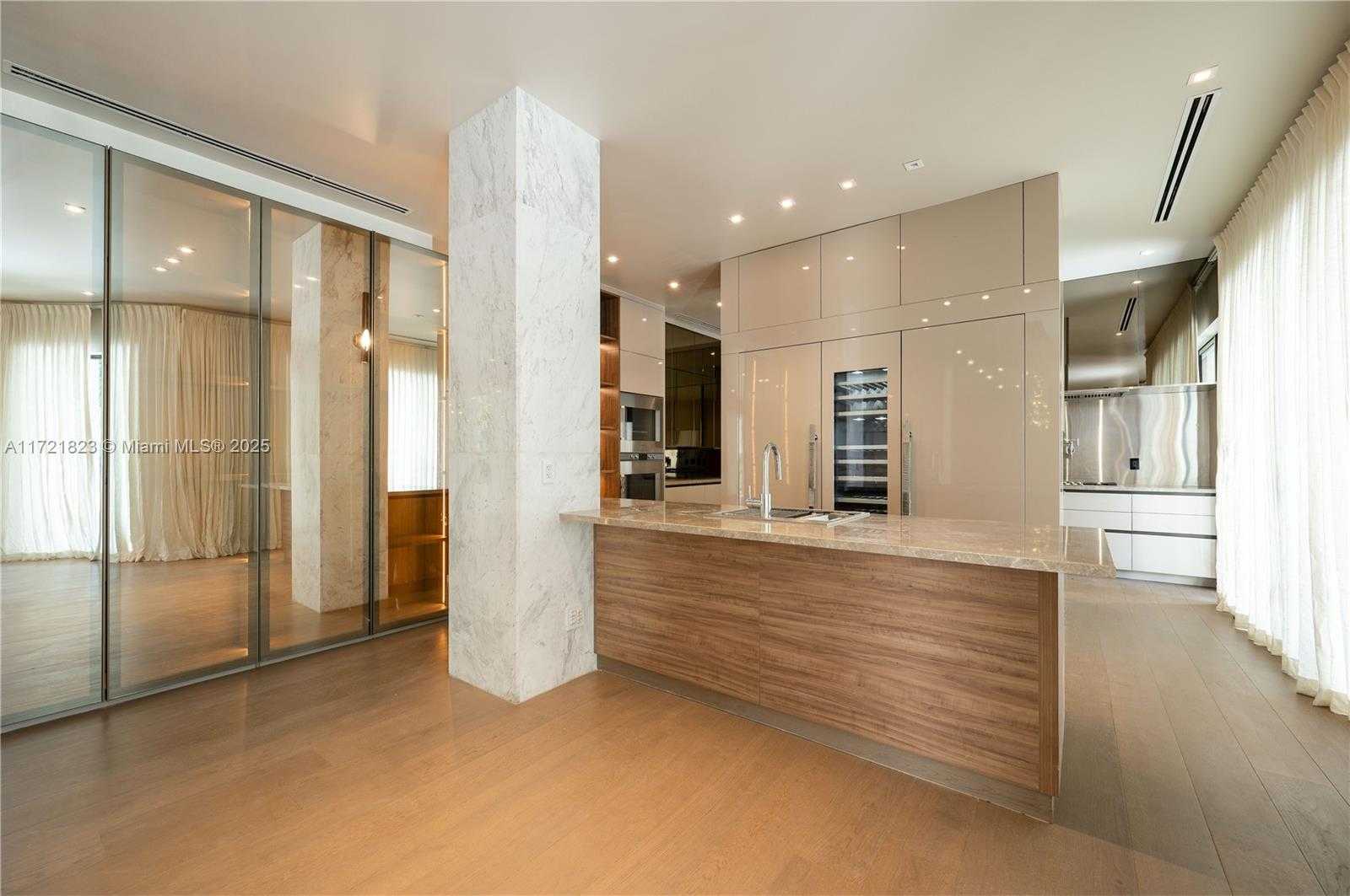 Small Image of 11200 SOUTH WEST 60TH AVE, Pinecrest Number 15