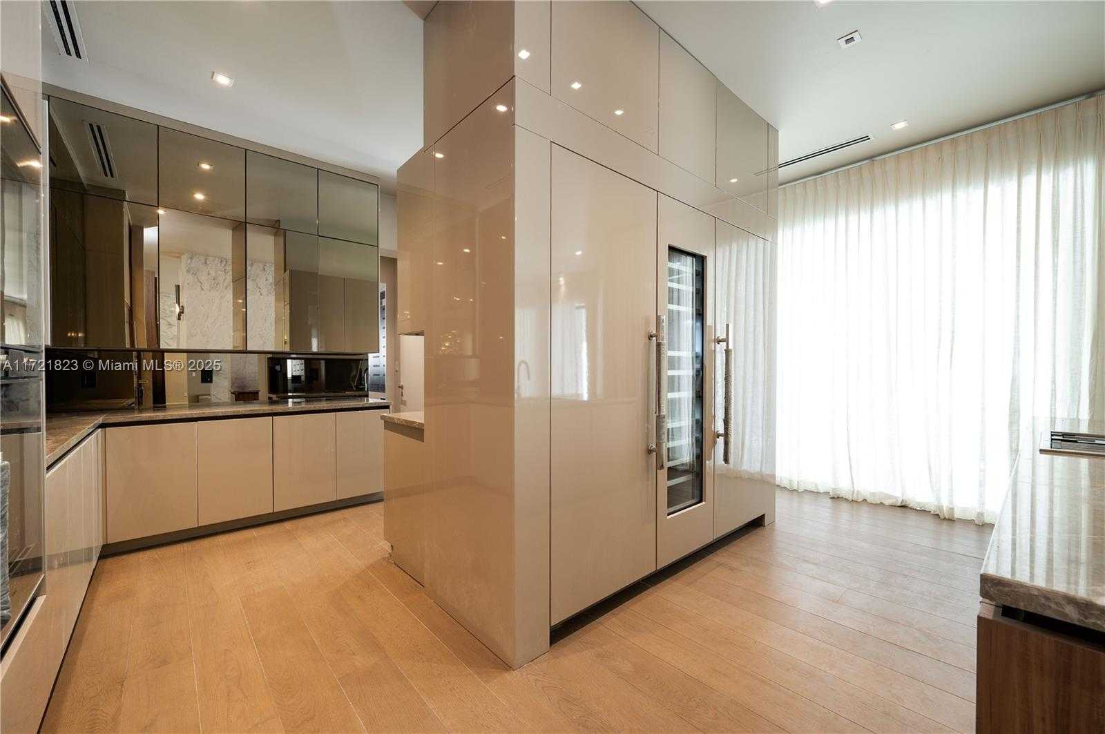 Small Image of 11200 SOUTH WEST 60TH AVE, Pinecrest Number 20