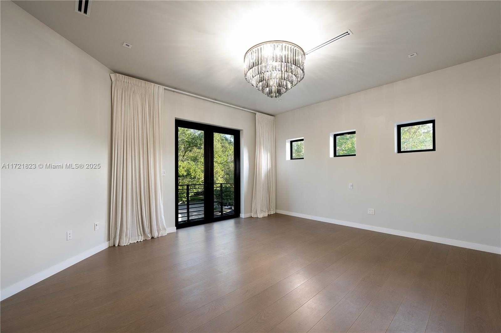 Small Image of 11200 SOUTH WEST 60TH AVE, Pinecrest Number 36