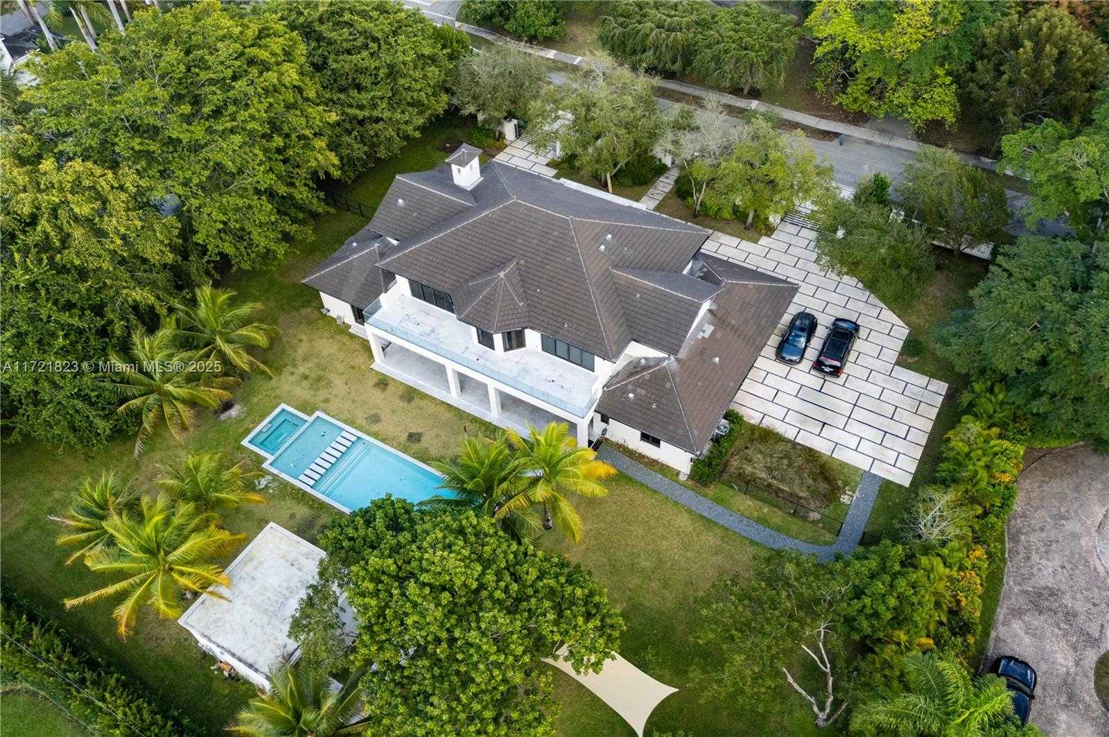 Small Image of 11200 SOUTH WEST 60TH AVE, Pinecrest Number 49