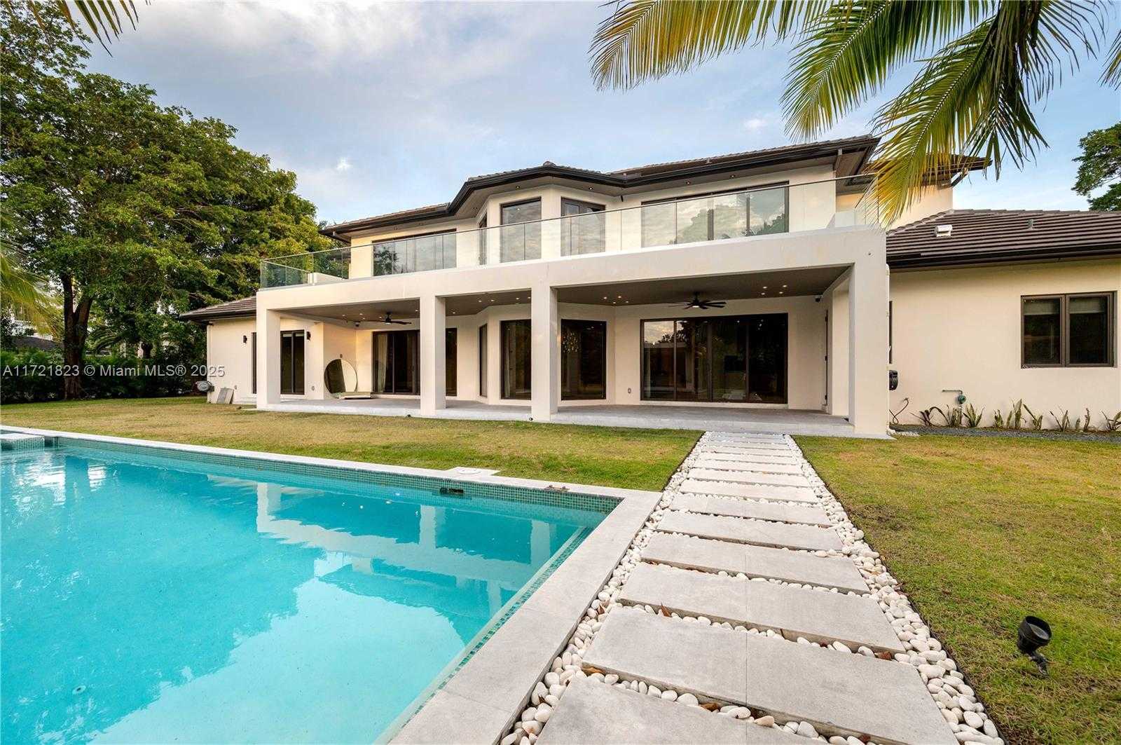 Small Image of 11200 SOUTH WEST 60TH AVE, Pinecrest Number 5