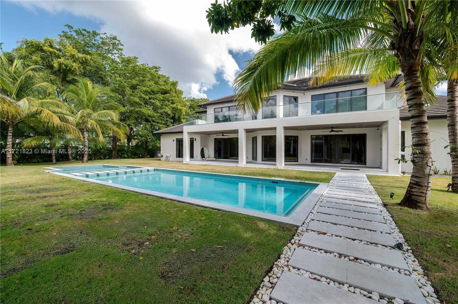 Small Image of 11200 SOUTH WEST 60TH AVE, Pinecrest Number 50