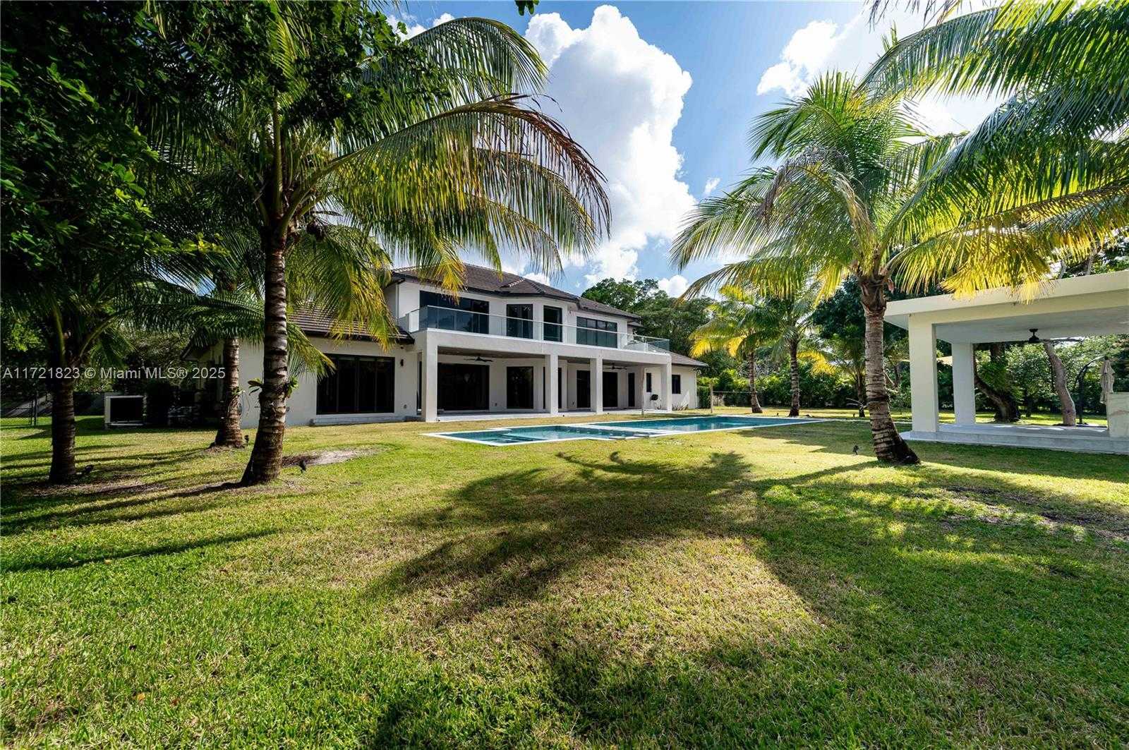 Small Image of 11200 SOUTH WEST 60TH AVE, Pinecrest Number 52