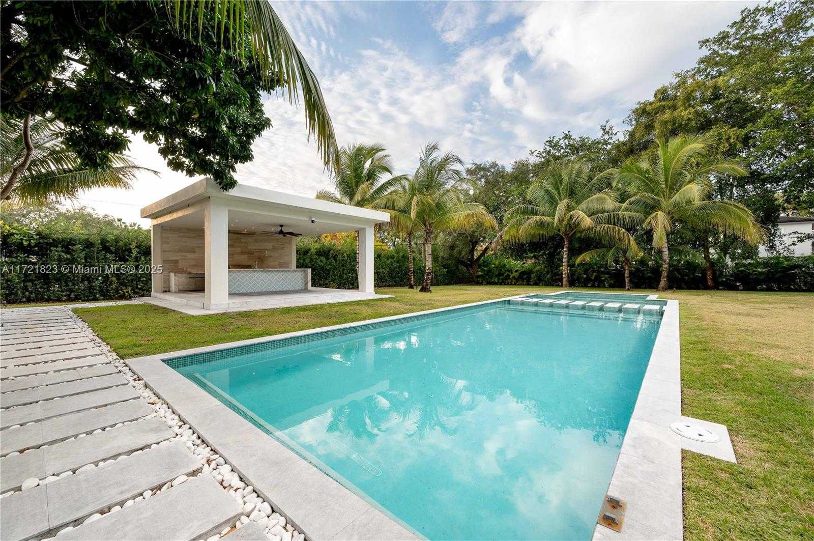 Small Image of 11200 SOUTH WEST 60TH AVE, Pinecrest Number 6