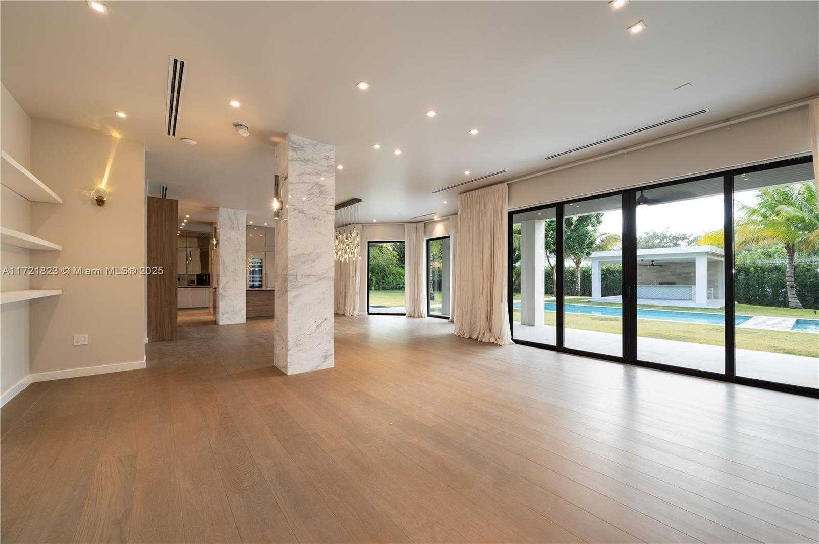 Small Image of 11200 SOUTH WEST 60TH AVE, Pinecrest Number 8