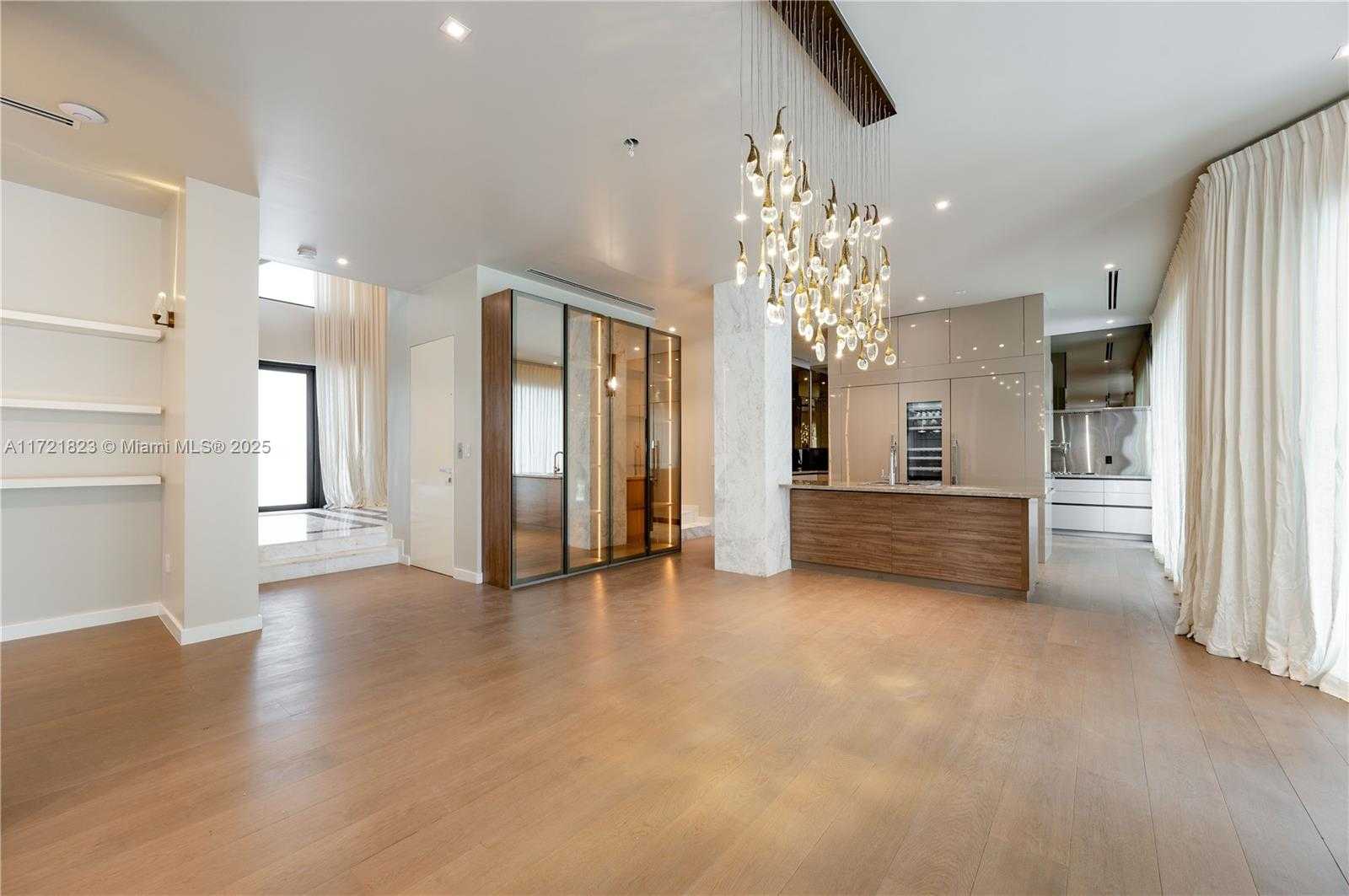 Small Image of 11200 SOUTH WEST 60TH AVE, Pinecrest Number 9
