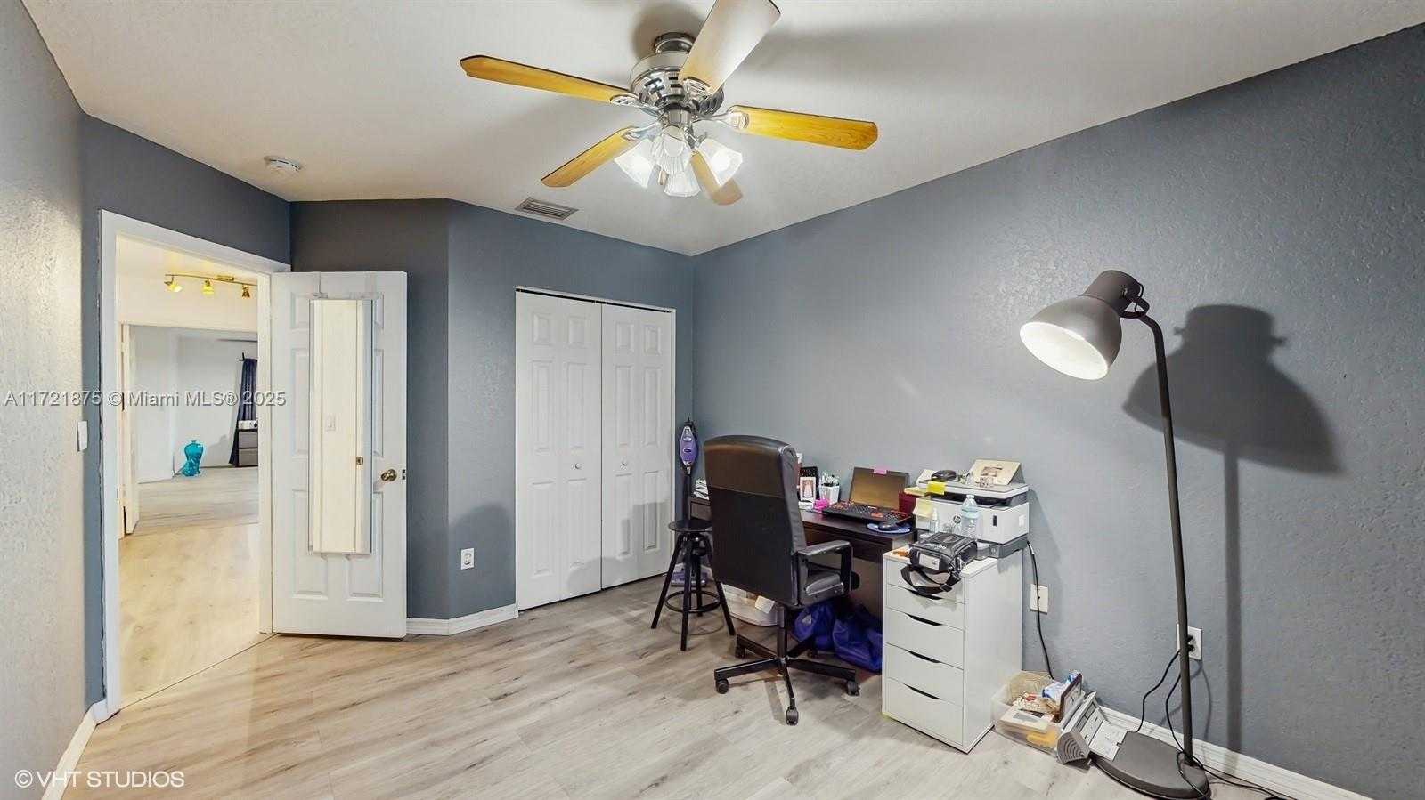 Small Image of 5323 NORTH WEST 109TH CT, Doral Number 21