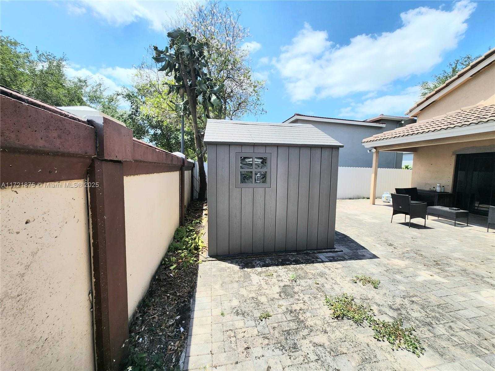Small Image of 5323 NORTH WEST 109TH CT, Doral Number 83