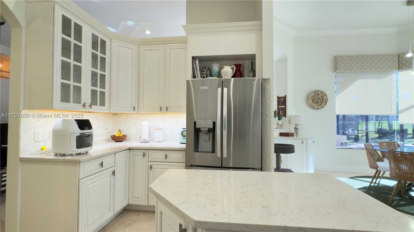 Small Image of 2531 EAGLE RUN DR, Weston Number 14